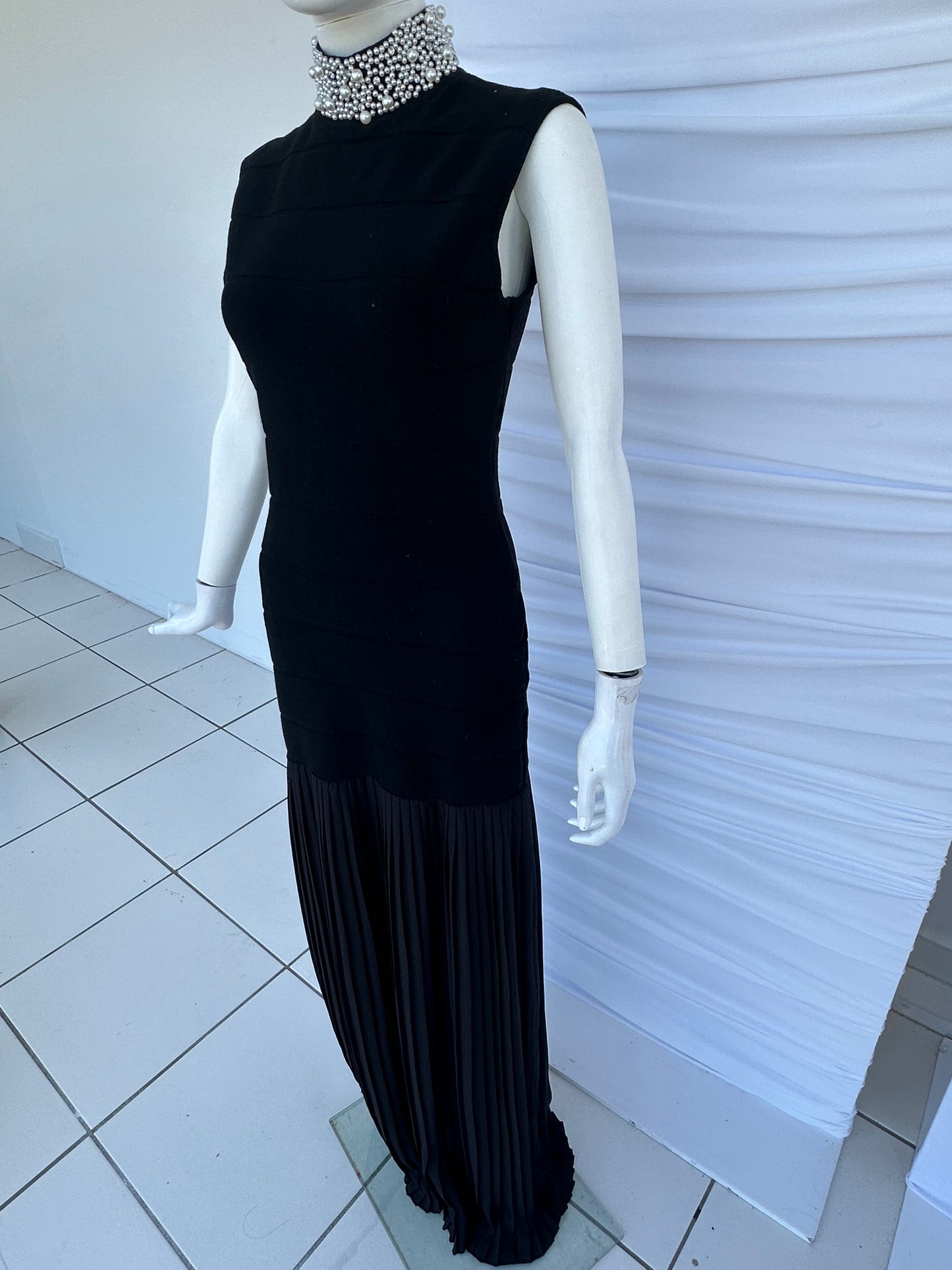 Pearl black maxi dress