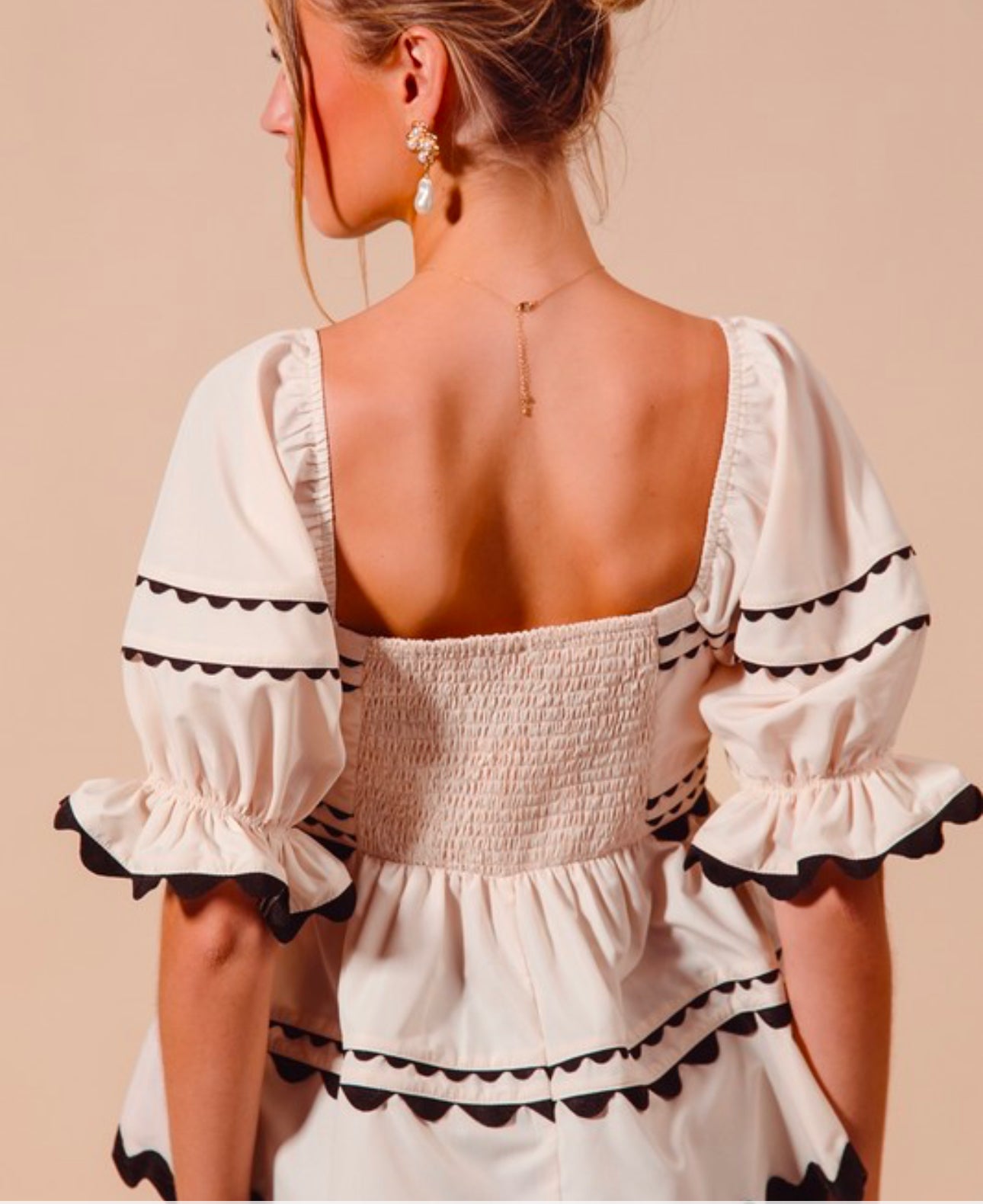 Zig zag cream top
