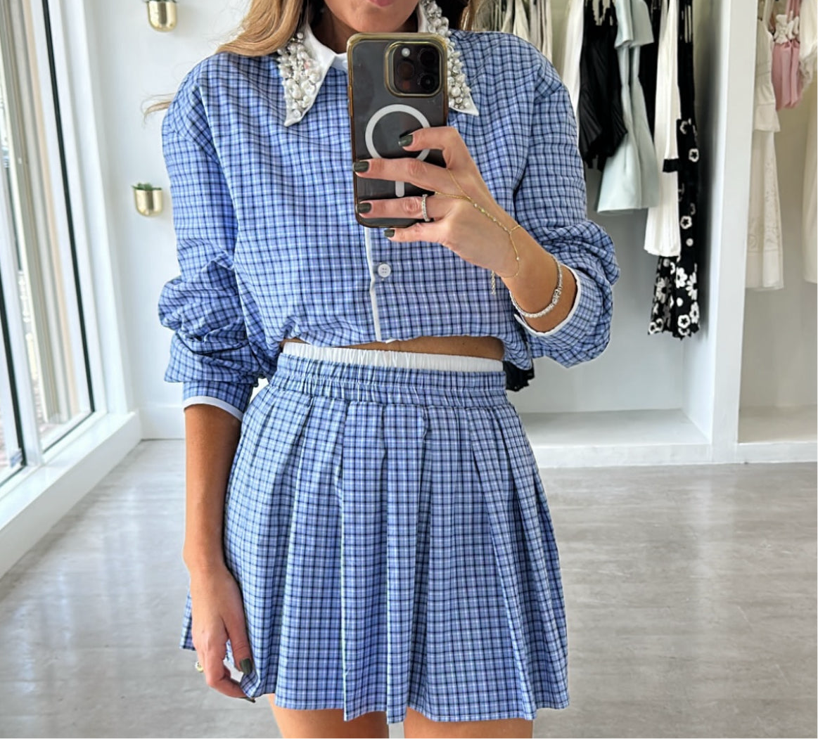 Blouse and skirt set