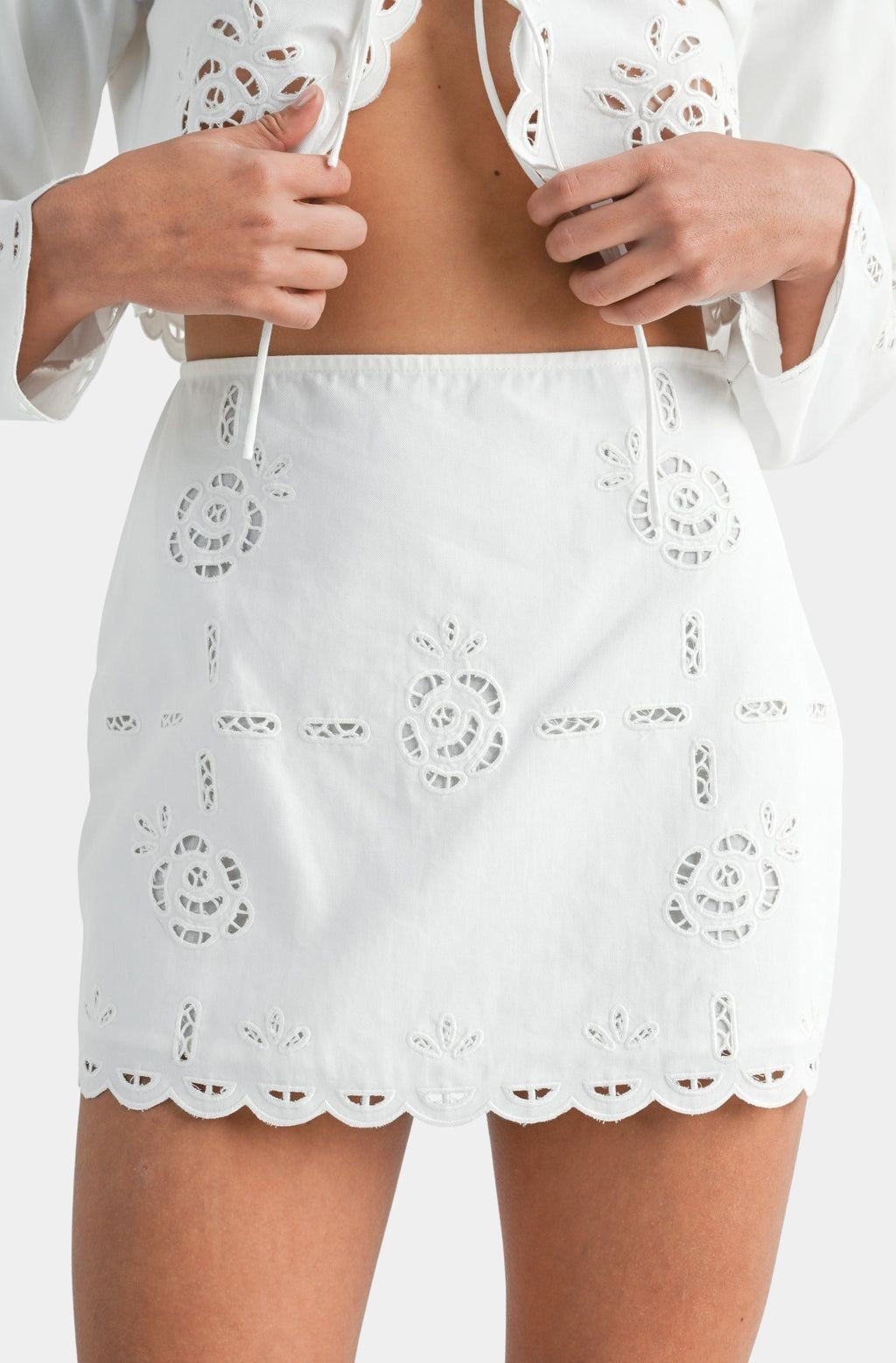 Eyelet white set