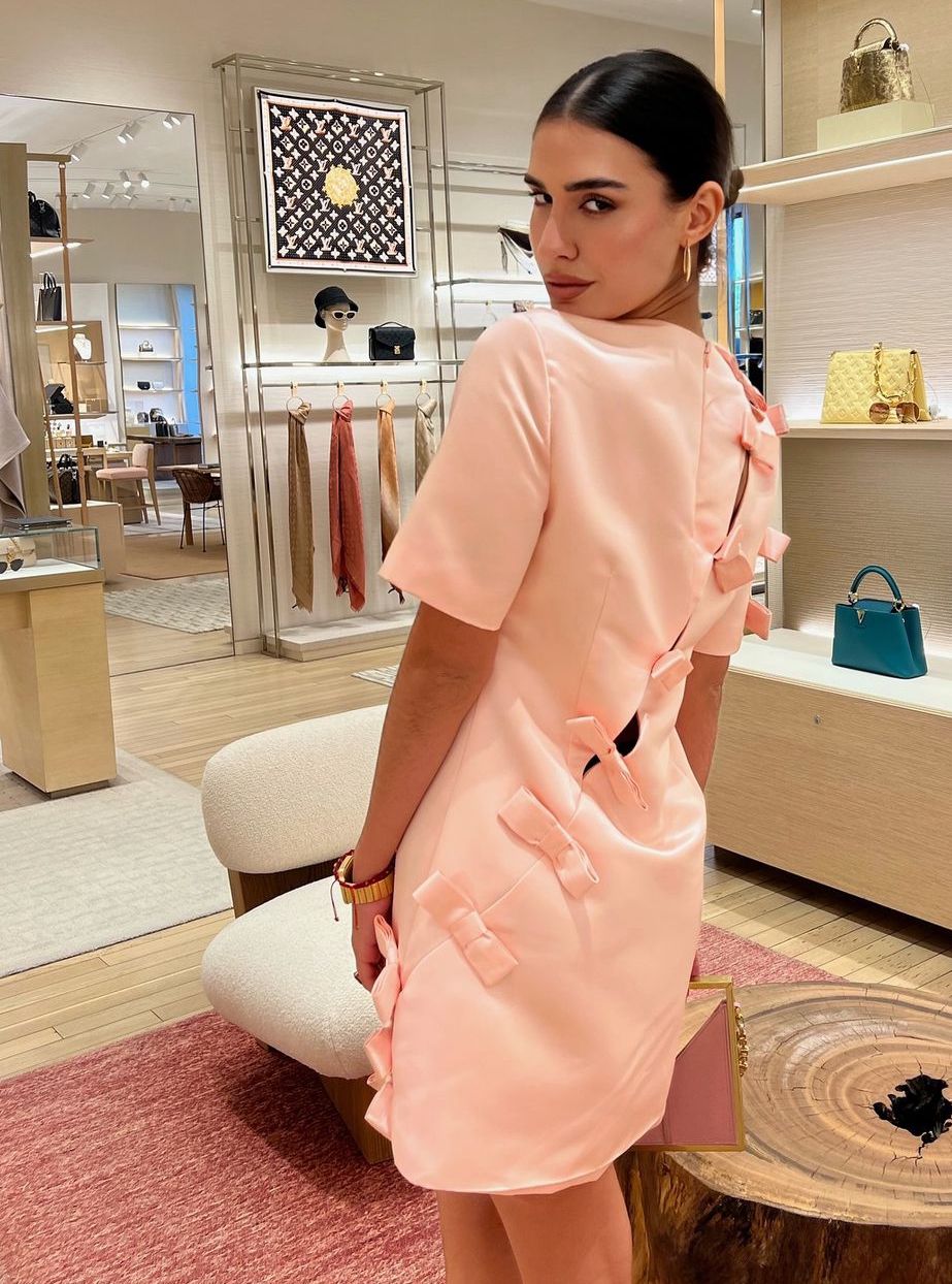 Pink bow dress
