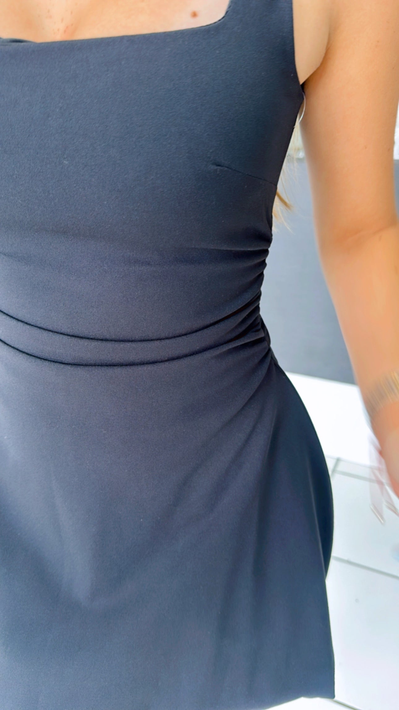 Iris black dres