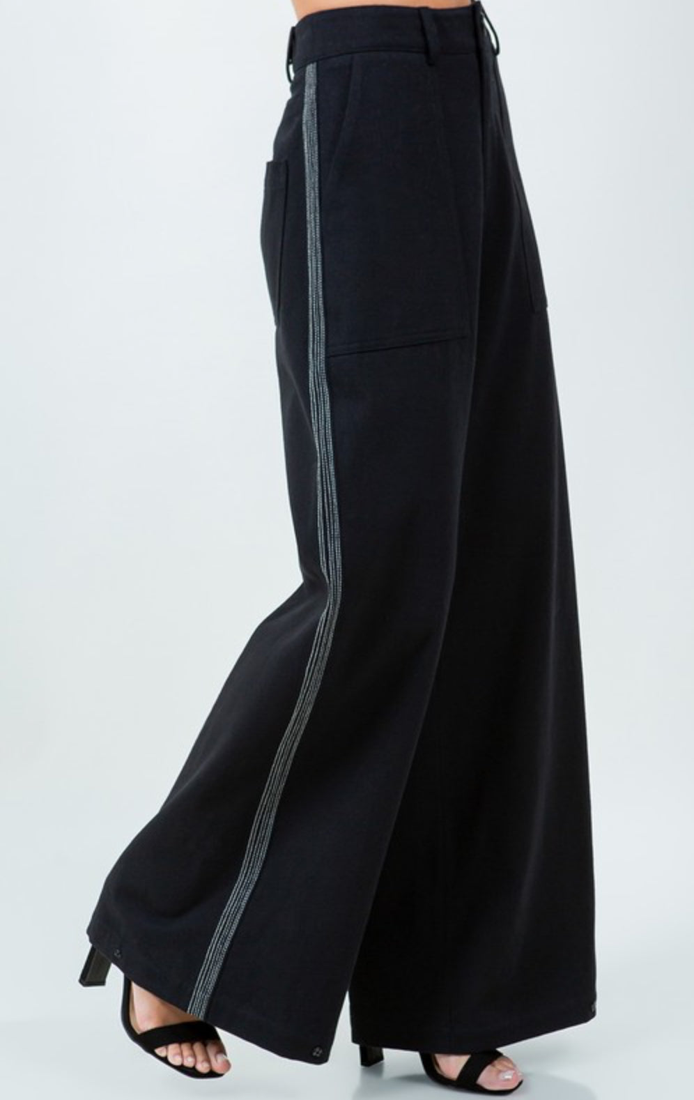 Black pant with white line