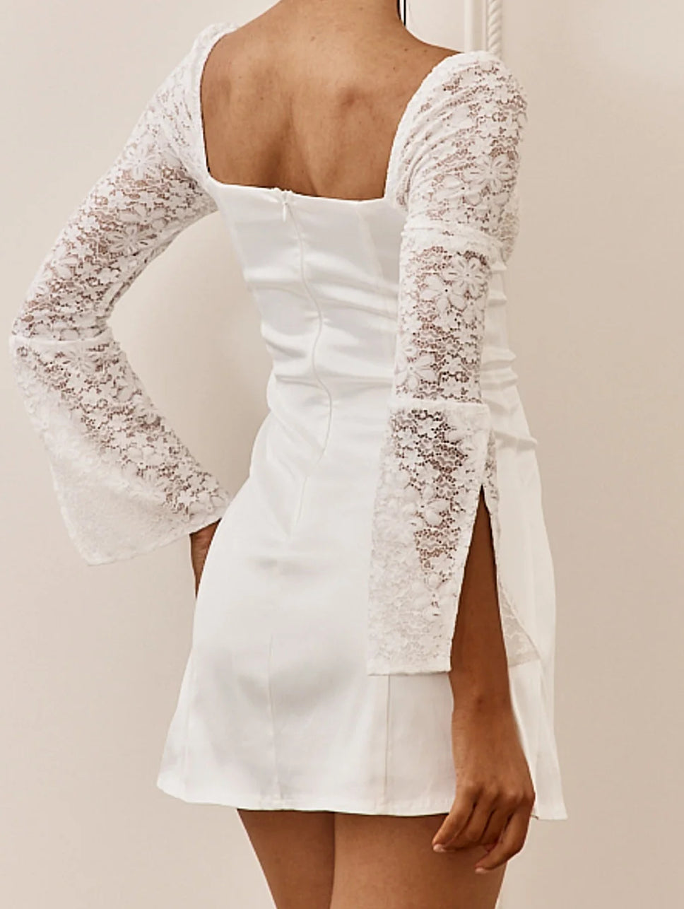 Lace sleeves tie mini dress