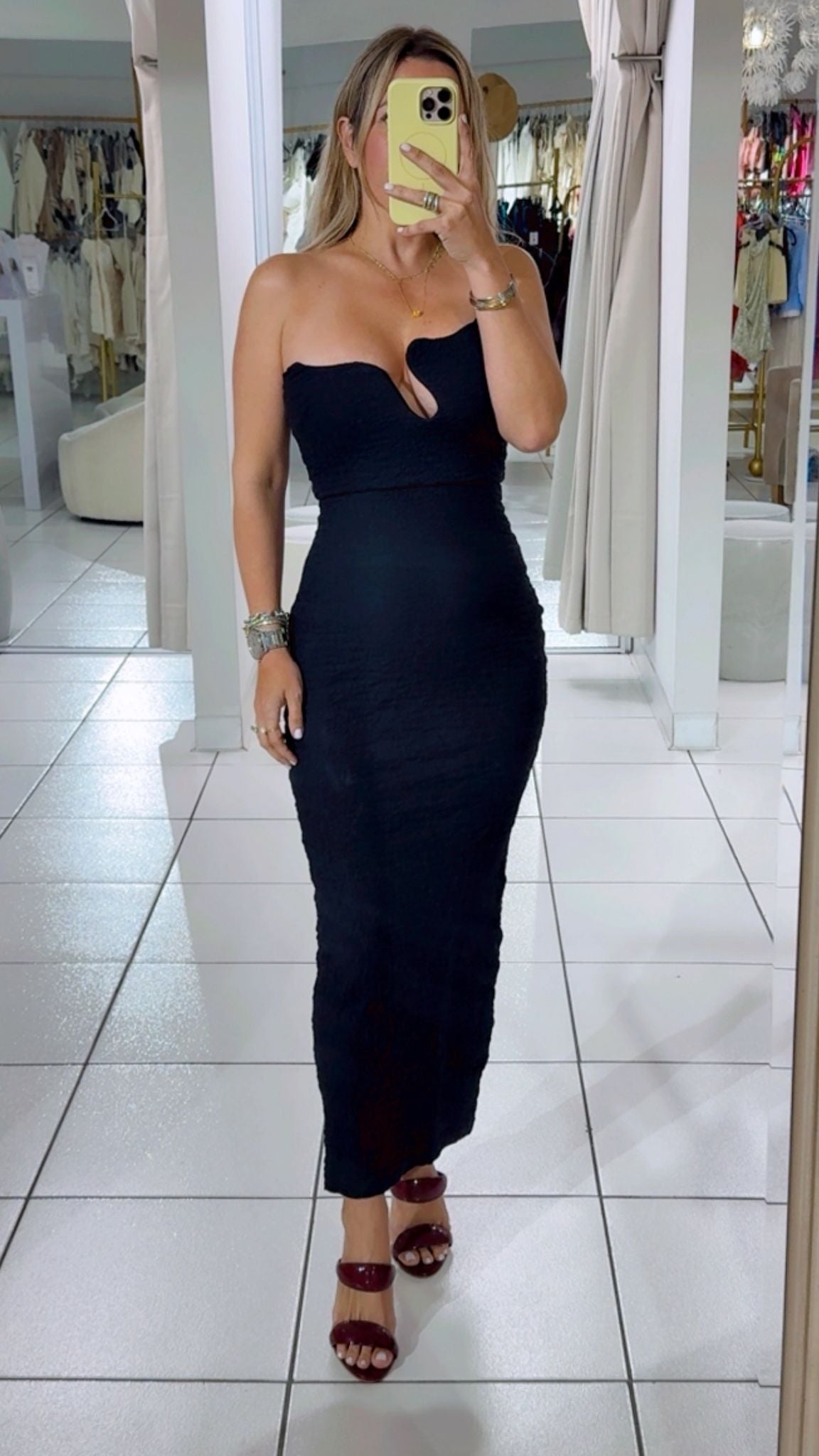 Kylie black dress