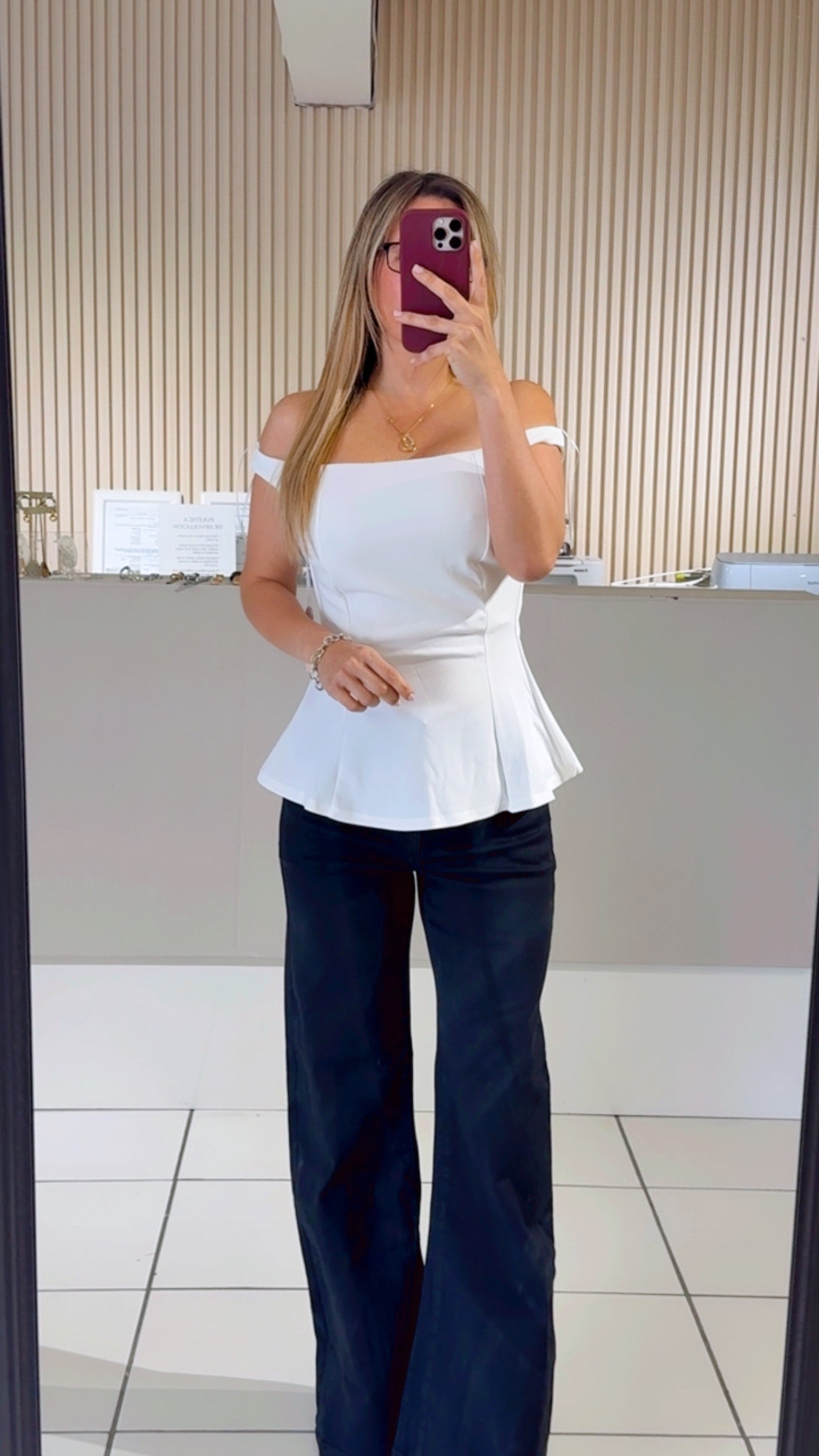 WHITE Off-shoulder Peplum Solid Top