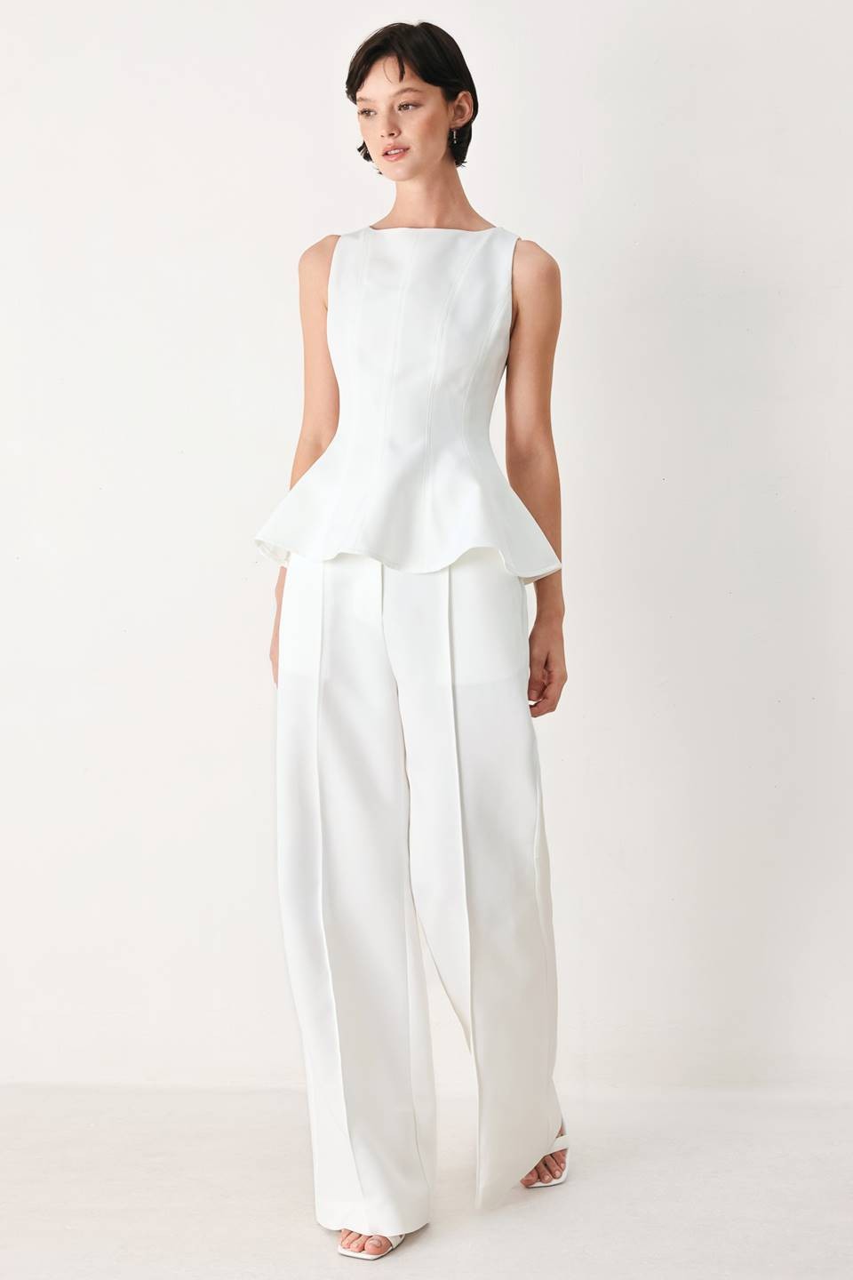 WHITE ELEGANT SET