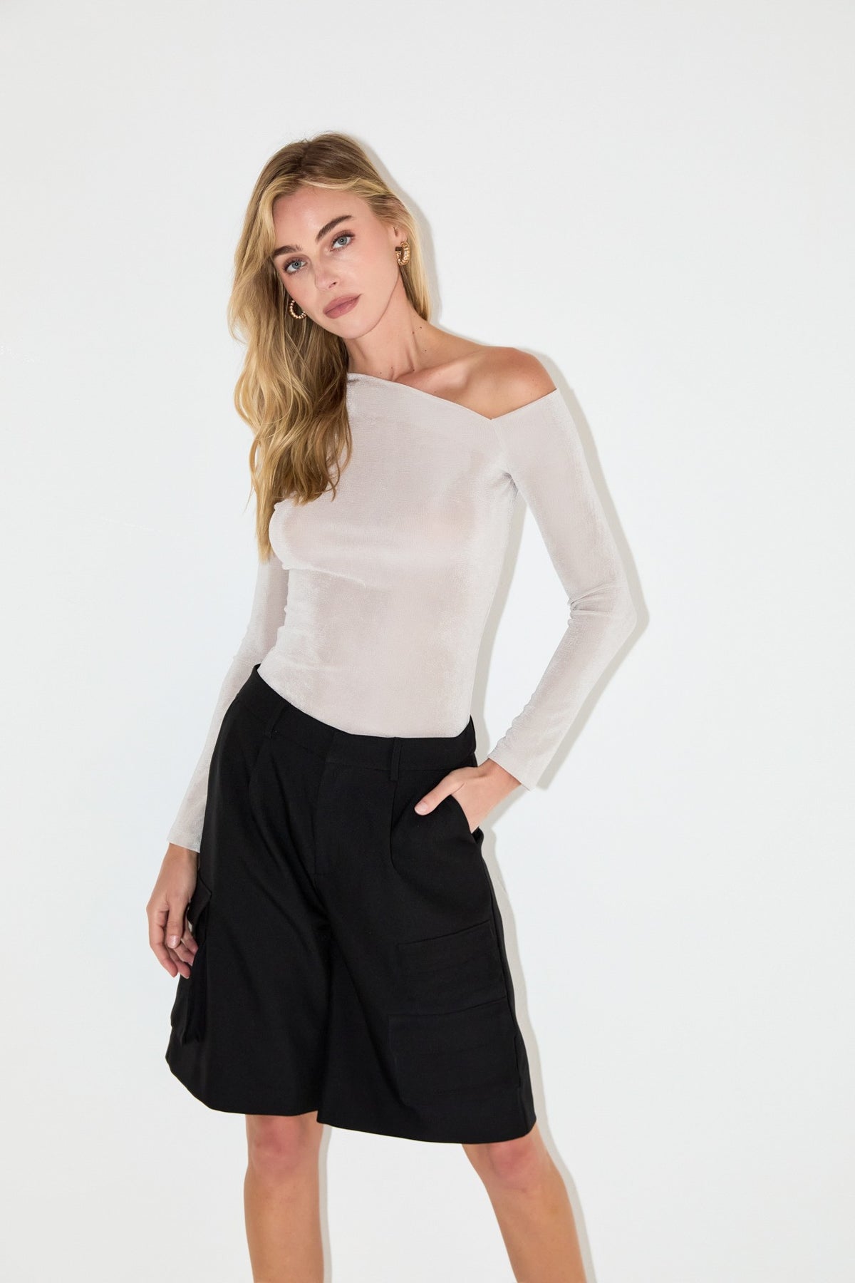Asymmetric Shoulder Top