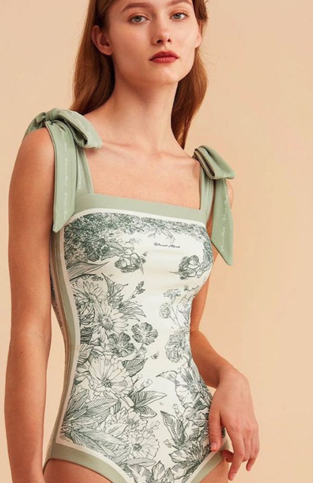 Reversible suimsuit