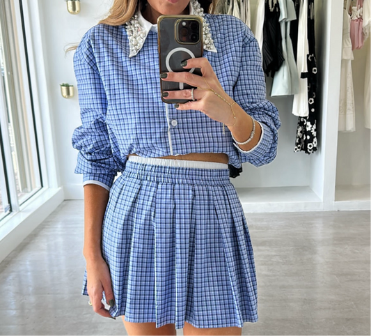 Blouse and skirt set