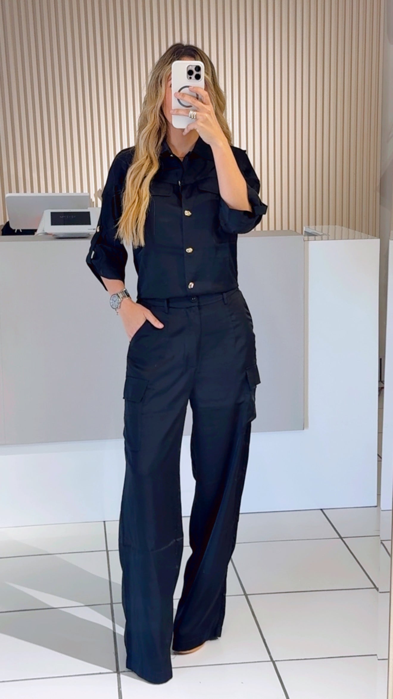 One look black set