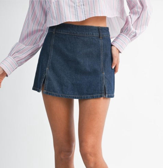 Dark blue skort