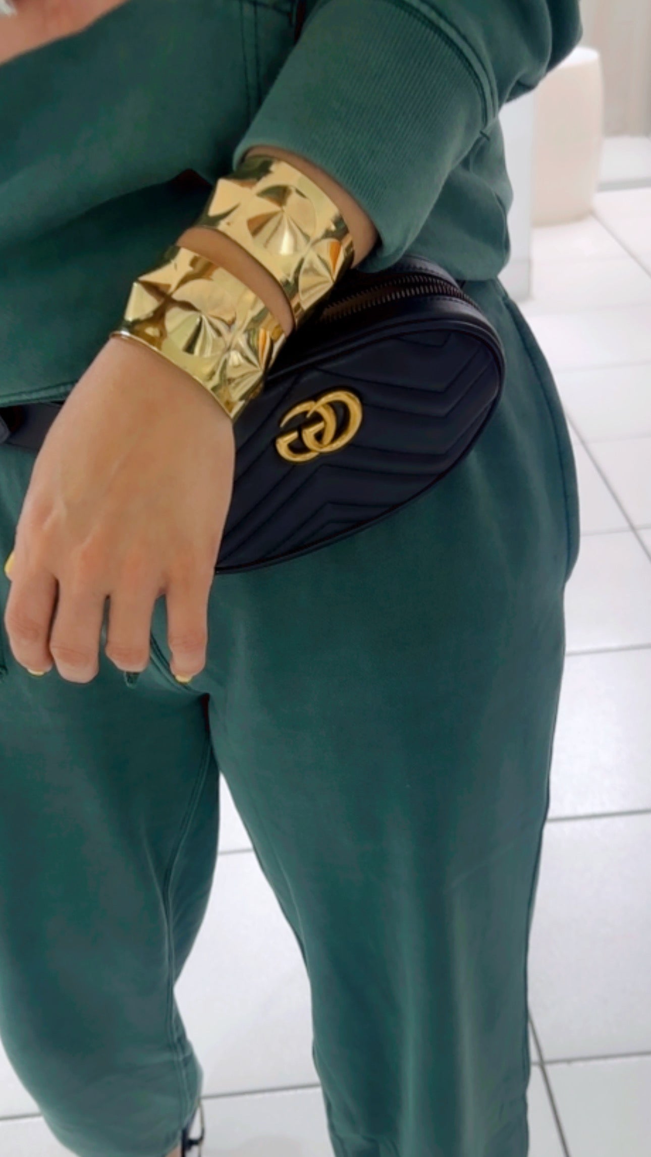 Gold bangle