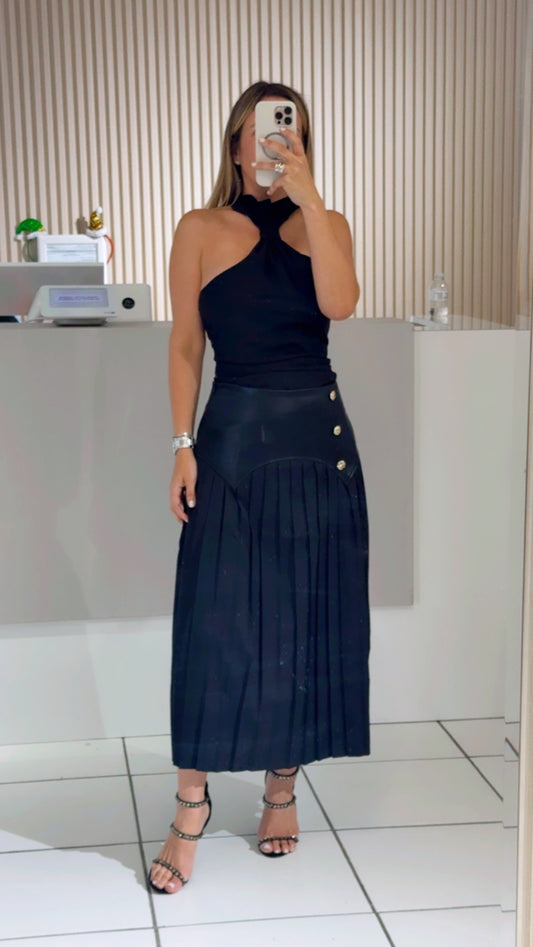 Black skirt