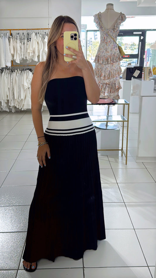 Maxi black dress
