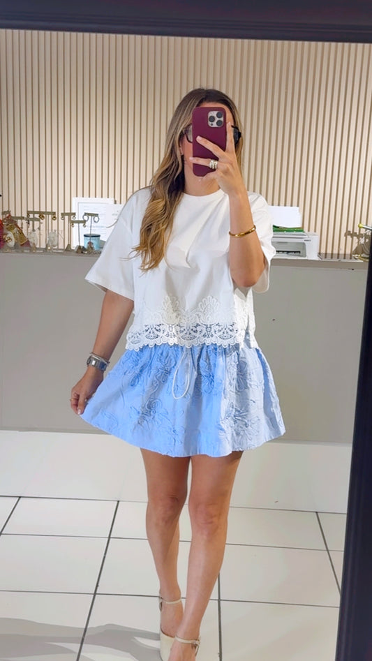 White tshirt