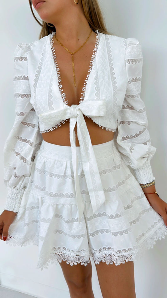 Enzo White Set