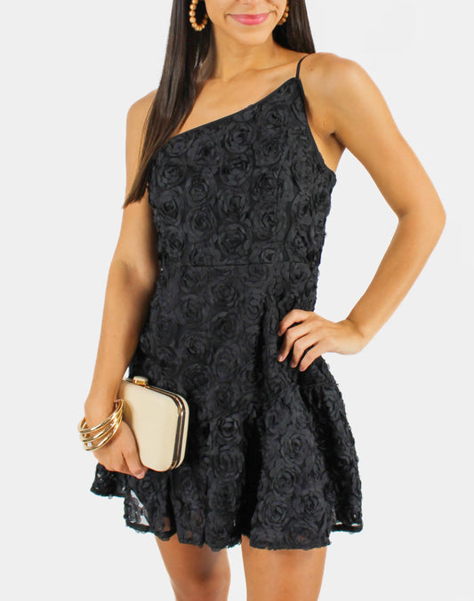 One shoulder dress