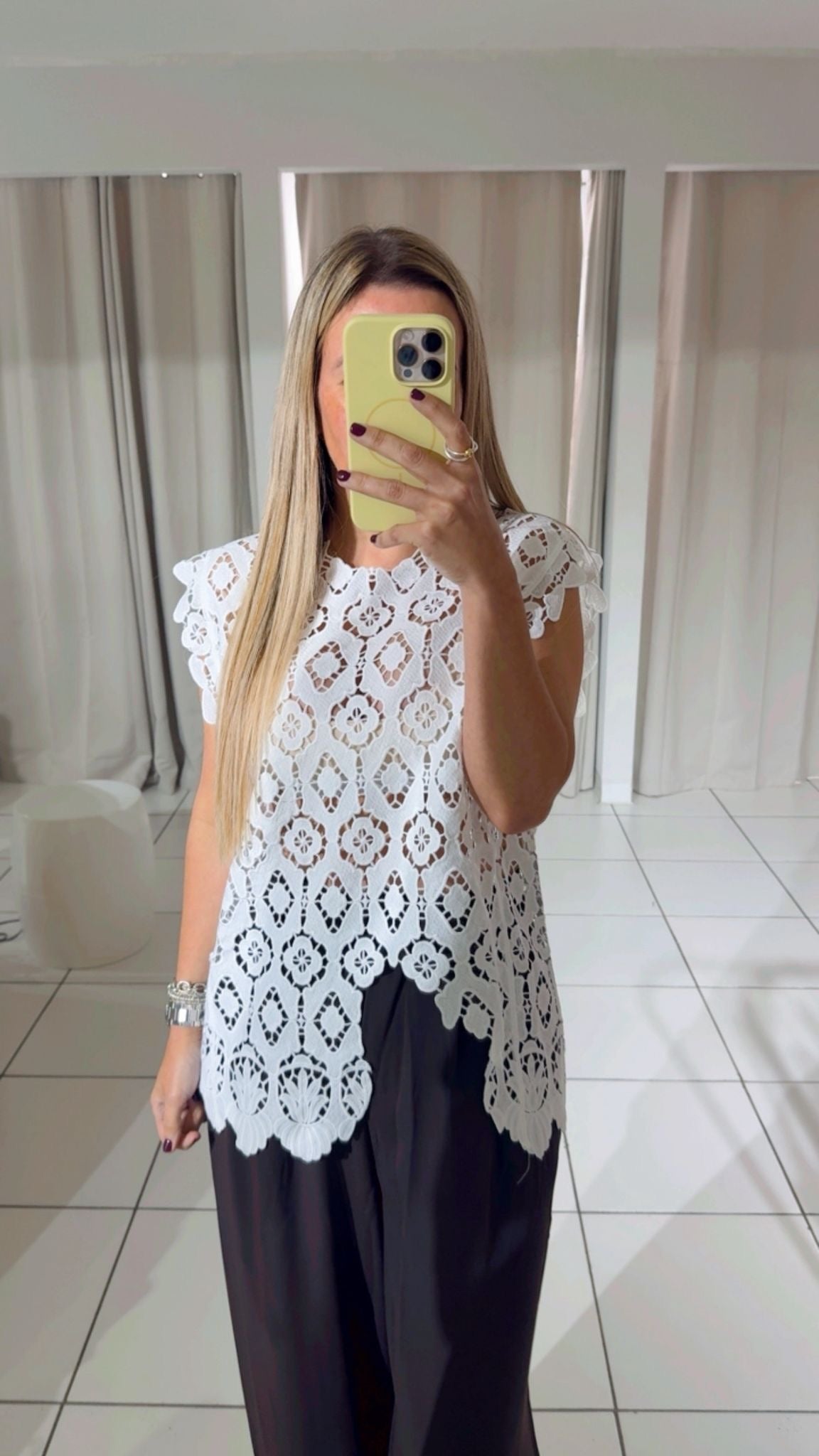 Lilith lace top