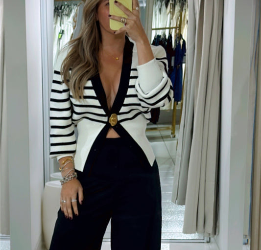 Black and white top