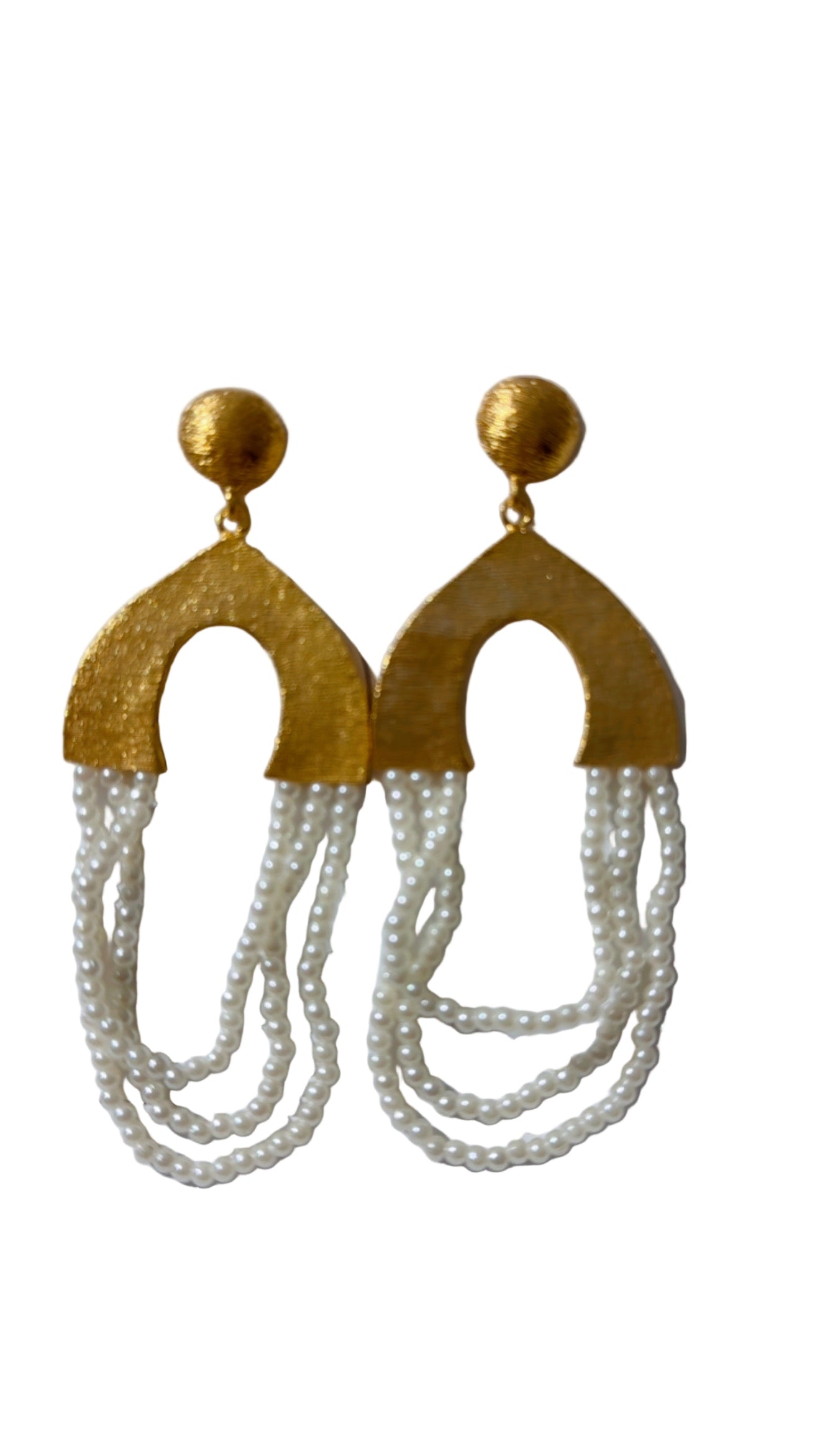 Pearl earring