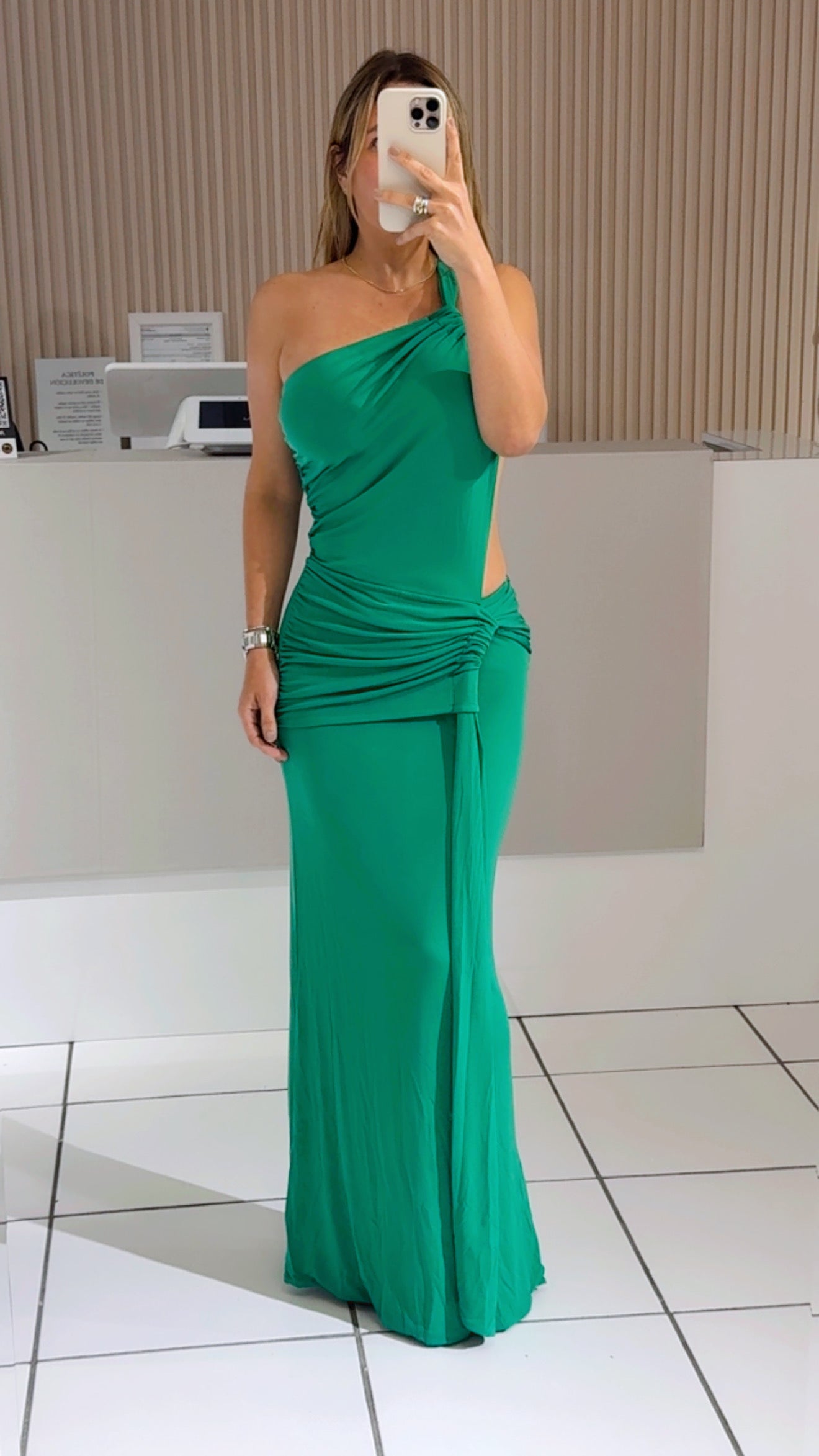 Fénix green dress