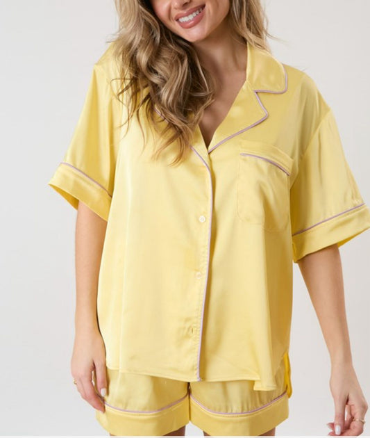 Yellow pijamas