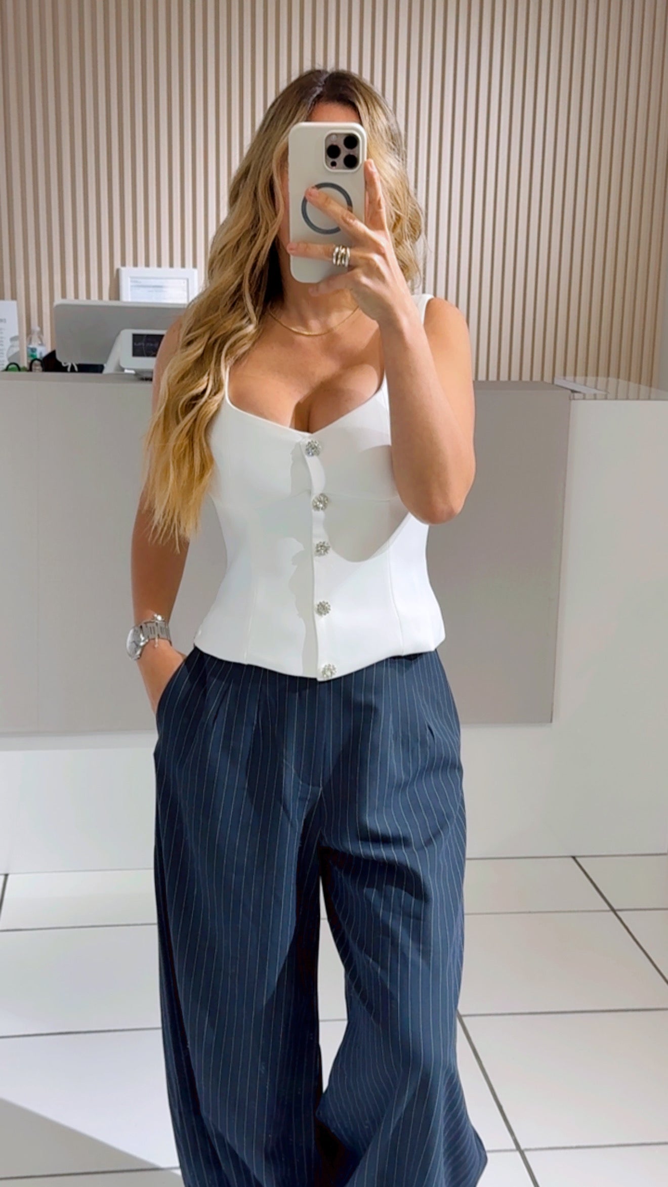 Mia white top