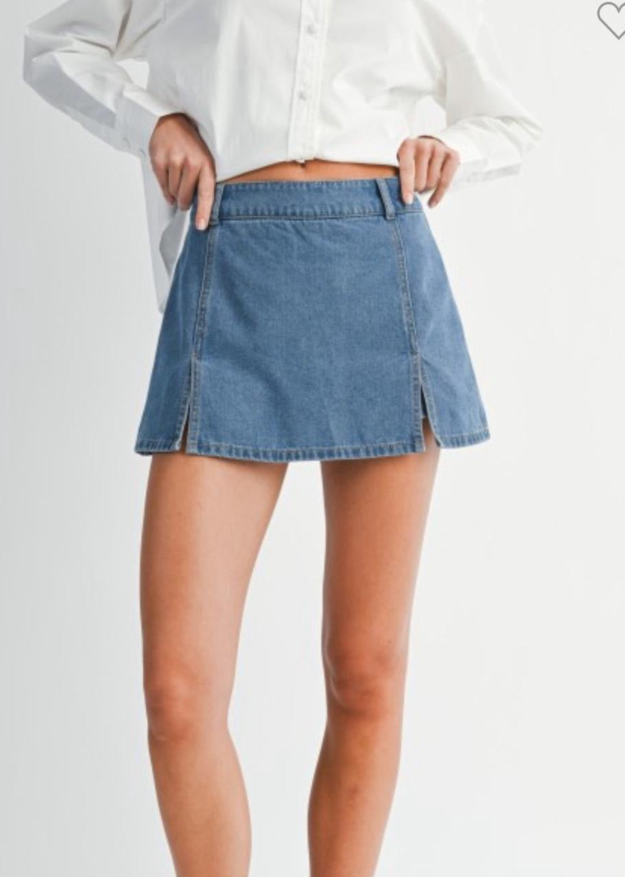 Light blue skort
