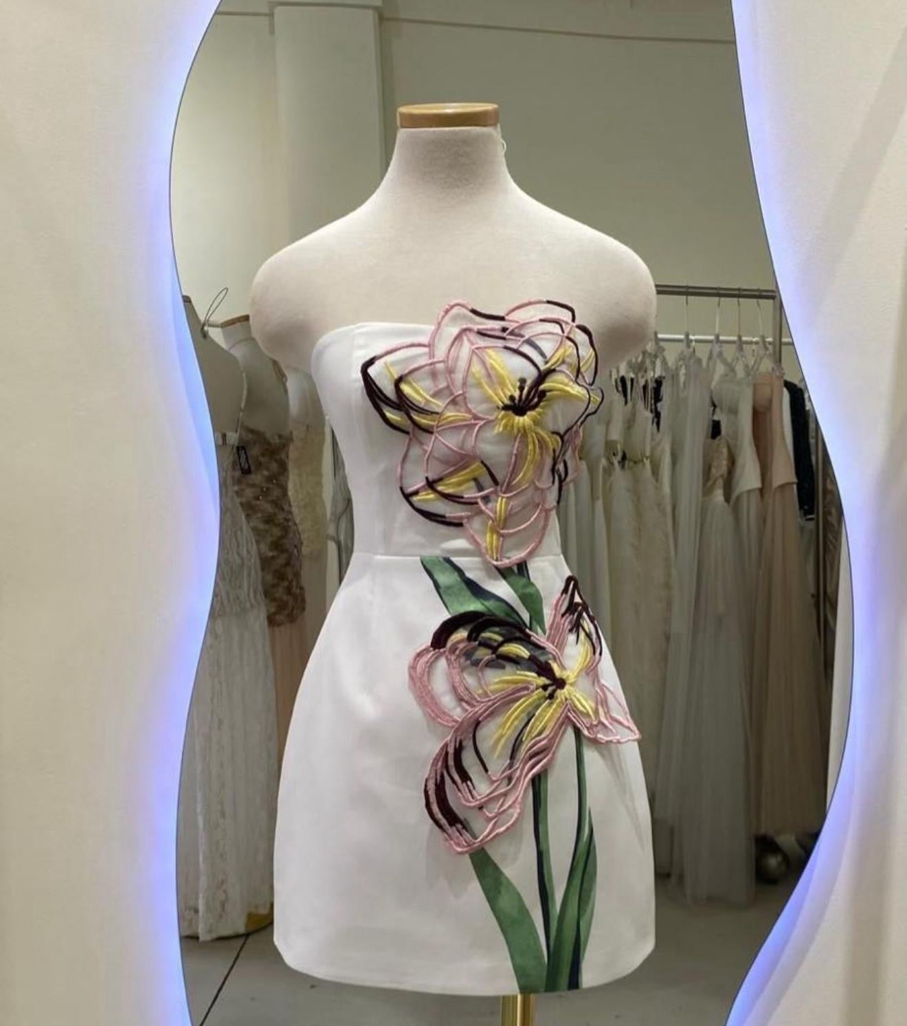 Wildflower Lace-Up Strapless Dress