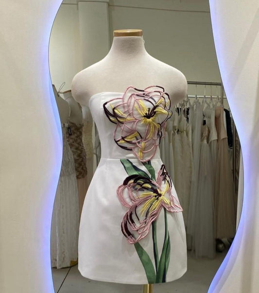 Wildflower Lace-Up Strapless Dress
