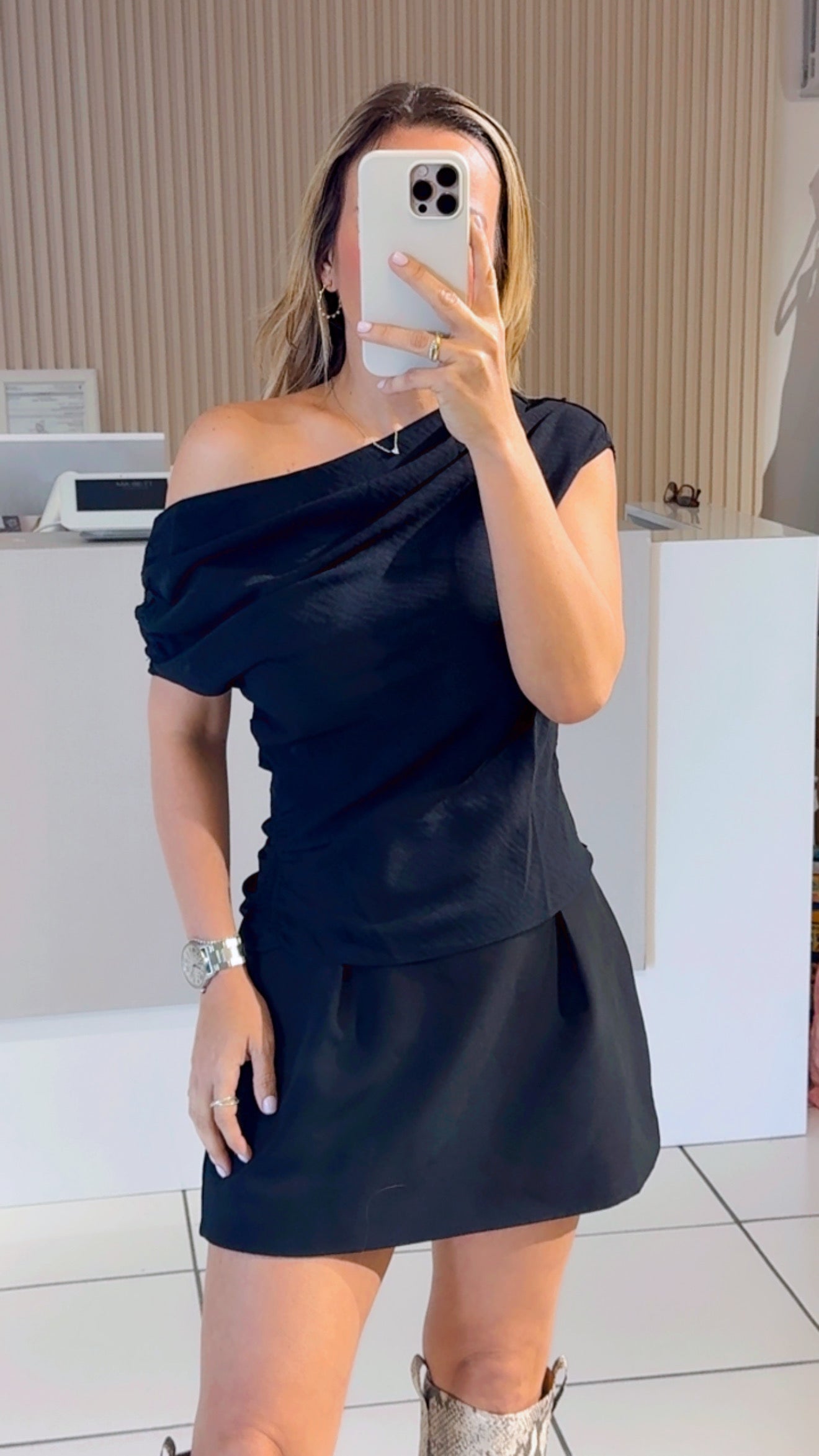 Sha black top