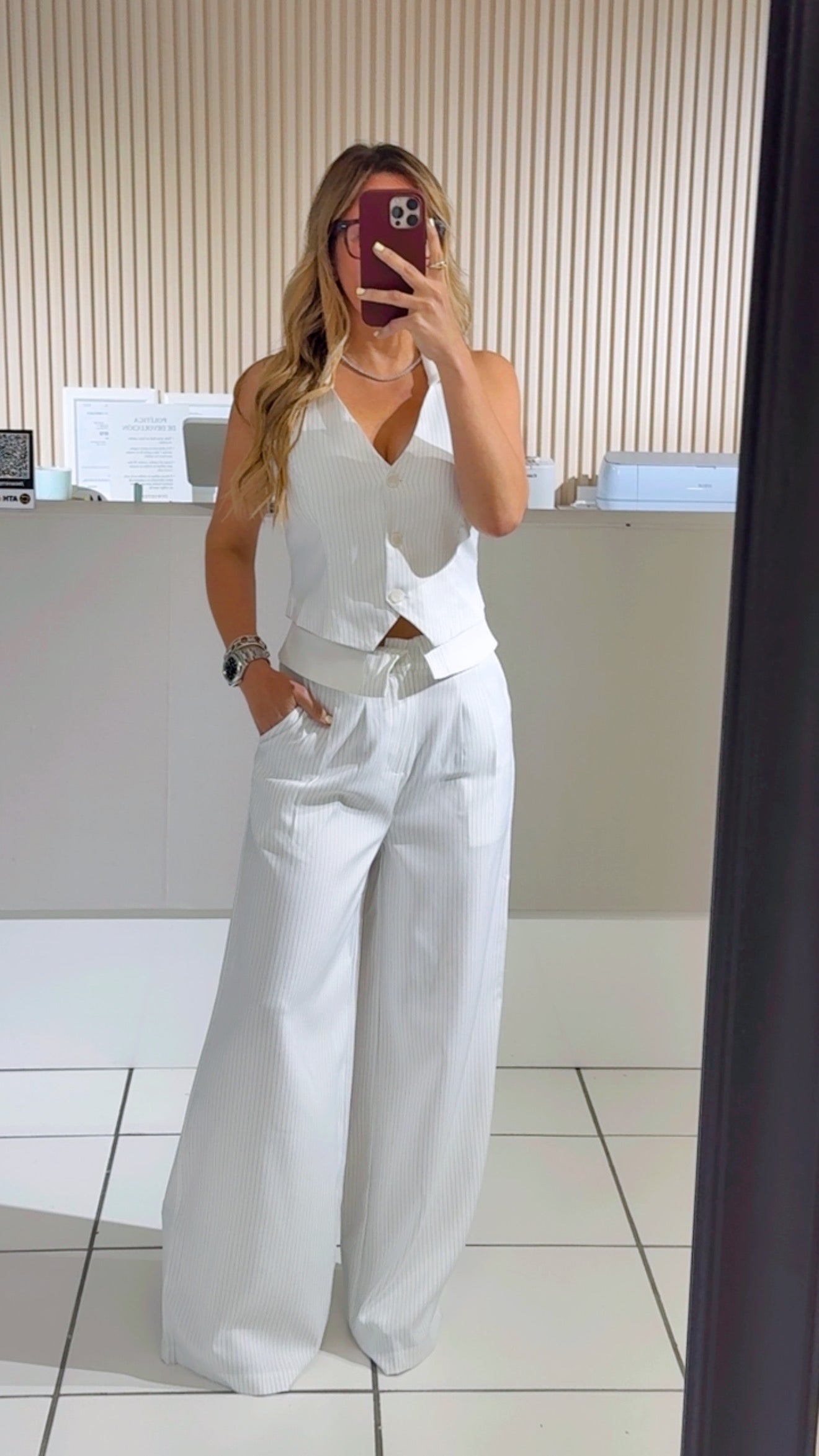 White Stripe Set