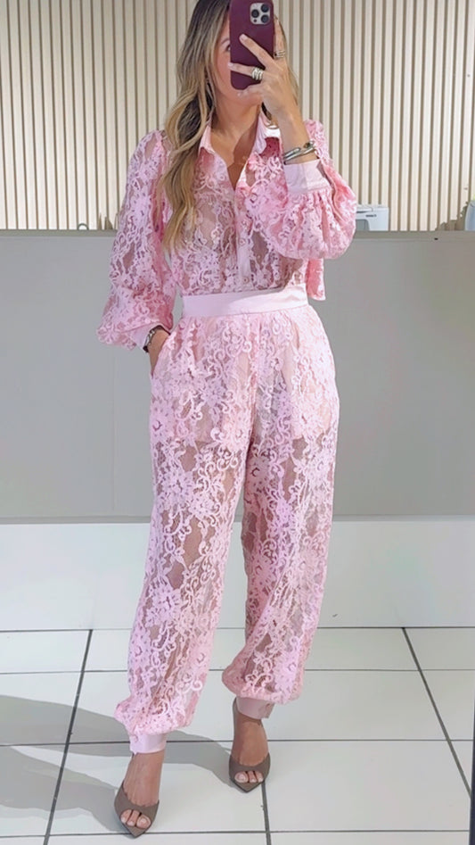 Pink lace set