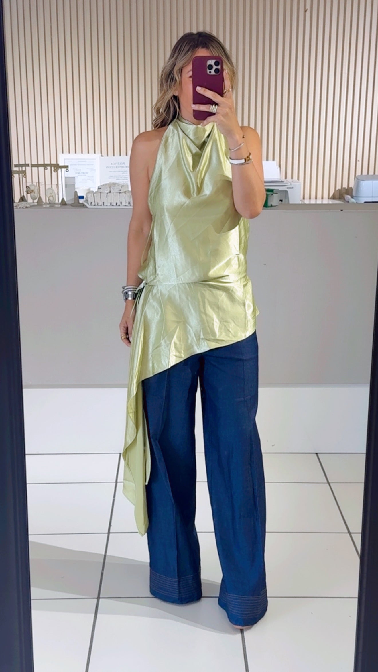 Satin kiwi top