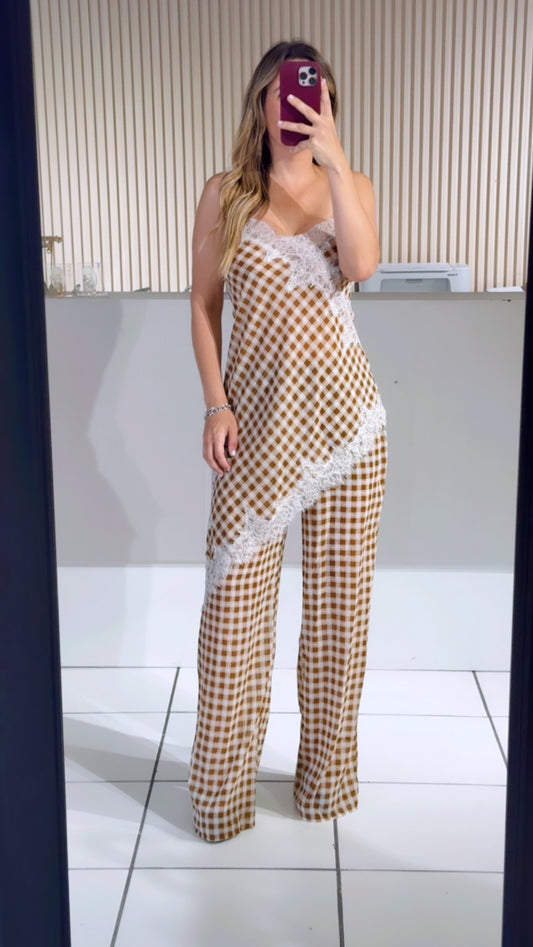 Checkers taupe set